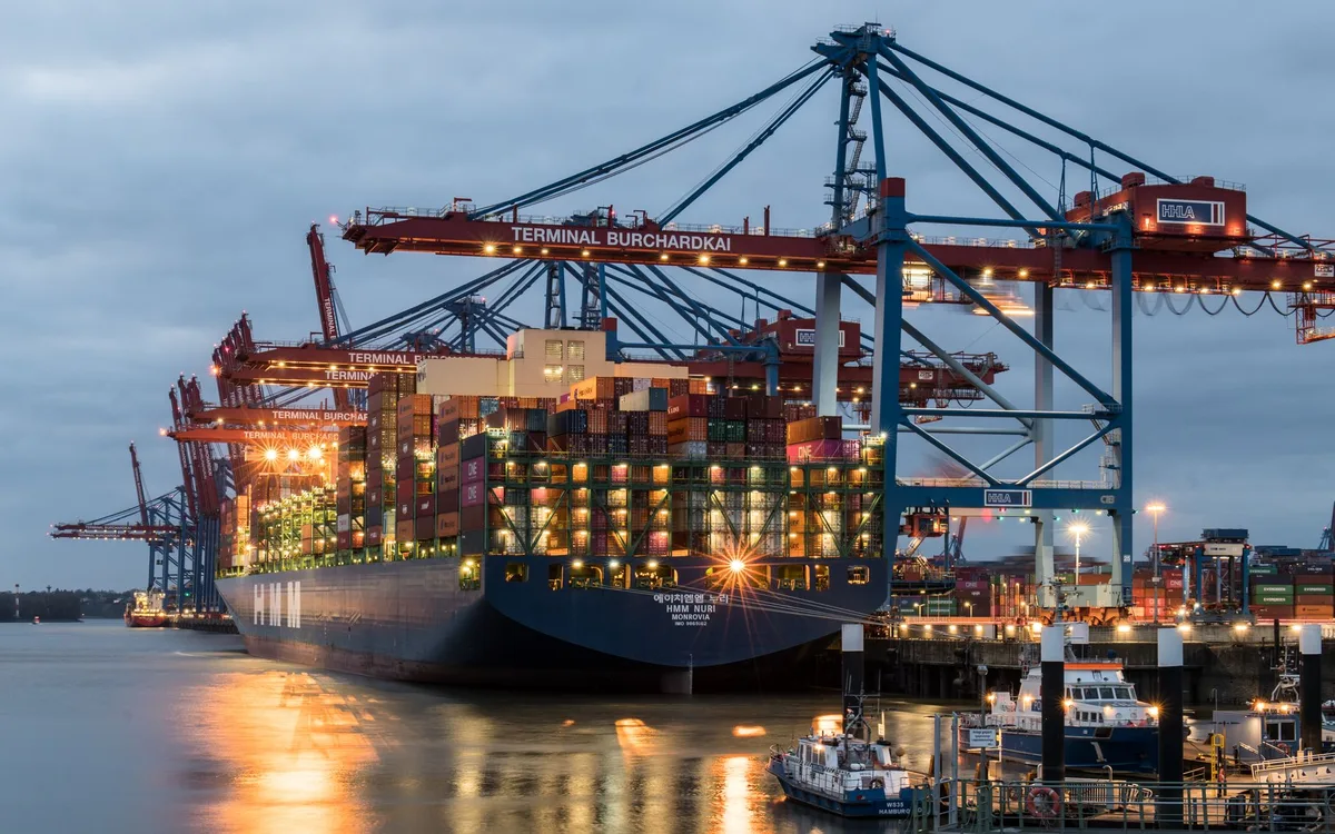 Wholesale Suppliers: How to Find and Vet Suppliers Worldwide